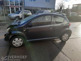 Toyota Aygo Aygo (B10), Hatchback, 2005 / 2014 1.0 12V VVT-i picture 2