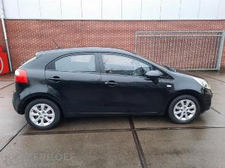 Kia Rio Rio III (UB), Hatchback, 2011 / 2017 1.2 CVVT 16V picture 2