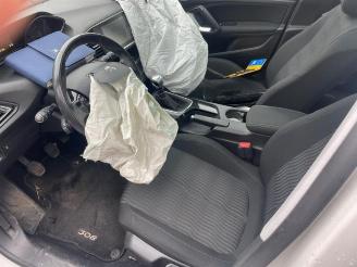 Peugeot 308 308 (L3/L8/LB/LH/LP), Hatchback 5-drs, 2013 / 2021 1.6 16V THP picture 5