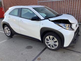 Toyota Aygo Aygo X, Hatchback, 2022 1.0 12V VVT-i picture 2