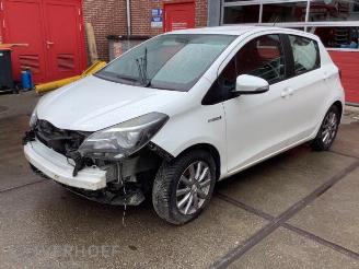 Salvage car Toyota Yaris Yaris III (P13), Hatchback, 2010 / 2020 1.5 16V Hybrid 2016/5