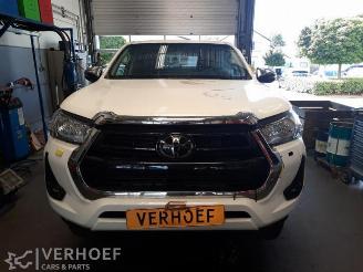 Dezmembrări autoturisme Toyota Hilux Hilux V/VI, Pick-up, 2015 2.4 D4D-F 16V 4x4 2024/9