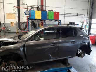 Peugeot 208 208 II (UB/UH/UP), Hatchback 5-drs, 2019 1.2 Vti 12V PureTech 100 picture 2