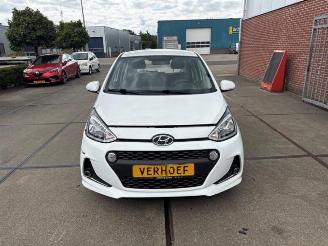 Coche siniestrado Hyundai I-10 i10 (B5), Hatchback, 2013 / 2019 1.0 12V 2020/1