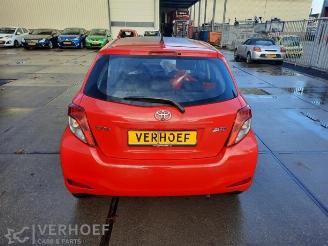 Toyota Yaris Yaris III (P13), Hatchback, 2010 / 2020 1.0 12V VVT-i picture 4