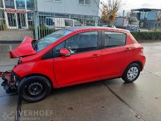 Toyota Yaris Yaris III (P13), Hatchback, 2010 / 2020 1.0 12V VVT-i picture 2