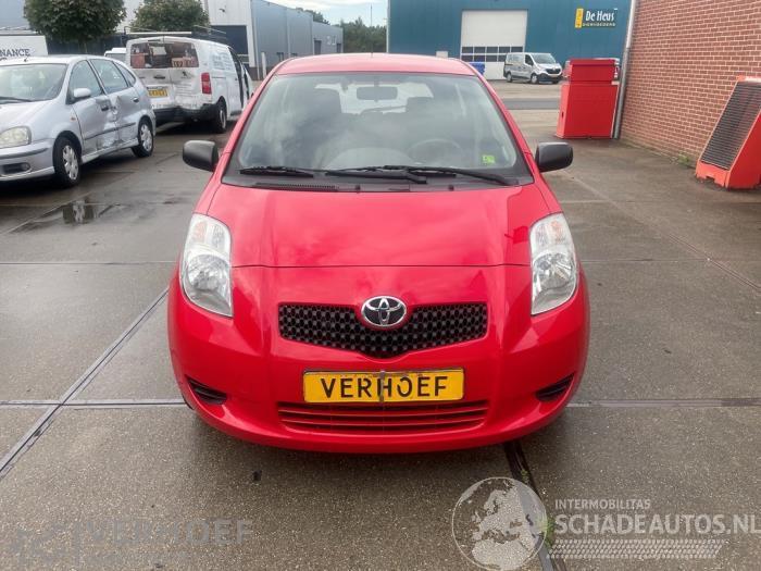 Toyota Yaris Yaris II (P9), Hatchback, 2005 / 2014 1.0 12V VVT-i