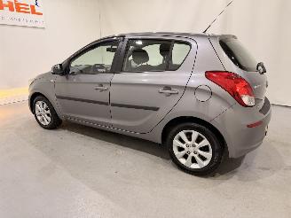 Hyundai I-20 HB 1.2 i-Deal Navi/Airco picture 10