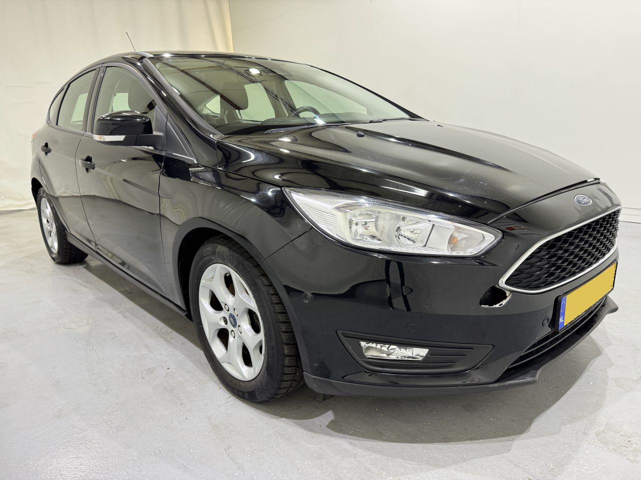 Ford Focus HB 1.0 EcoBoost Titanium Edition · 2015