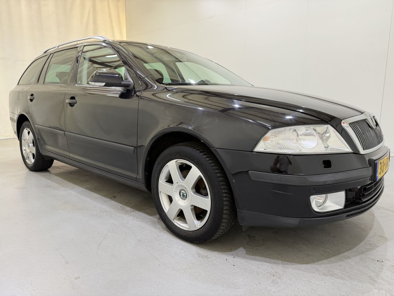 Skoda Octavia Combi 1.6 FSI Elegance Navi/Clima · 2008