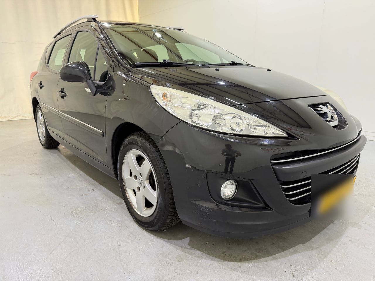 Peugeot 207 SW 1.4 VTi Style Airco · 2010