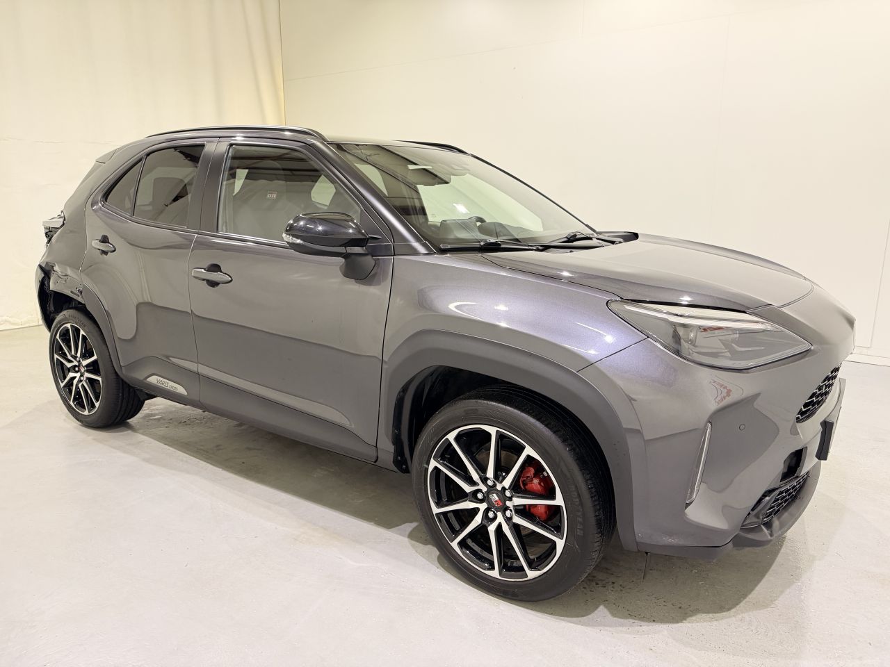 Toyota Yaris Cross 1.5 Hybrid GR Sport | Panoramadak · 2023