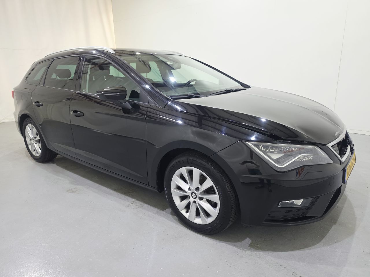 Seat Leon · Richel BV