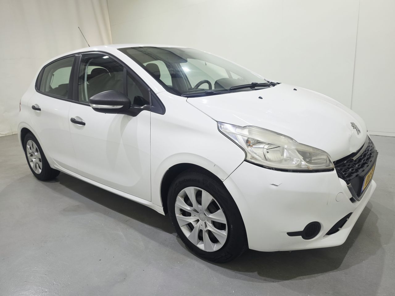 Peugeot 208 HB 1.0 VTi Access AC 5.DRS · 2014