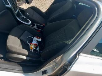 Opel Astra Astra J (PC6/PD6/PE6/PF6), Hatchback 5-drs, 2009 / 2015 2.0 CDTI 16V 165 Ecotec picture 12