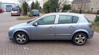 Opel Astra Astra H (L48), Hatchback 5-drs, 2004 / 2014 1.4 16V Twinport picture 4