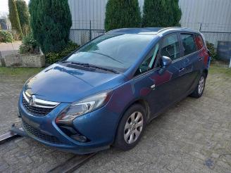 Opel Zafira Zafira Tourer (P12), MPV, 2011 / 2019 2.0 CDTI 16V 130 Ecotec picture 3