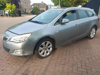Opel Astra Astra J Sports Tourer (PD8/PE8/PF8), Combi, 2010 / 2015 1.7 CDTi 16V picture 3