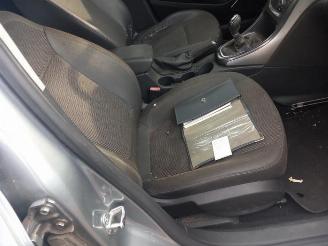 Opel Astra Astra J Sports Tourer (PD8/PE8/PF8), Combi, 2010 / 2015 1.7 CDTi 16V picture 12