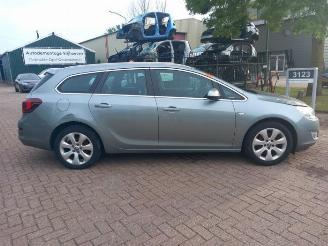 Opel Astra Astra J Sports Tourer (PD8/PE8/PF8), Combi, 2010 / 2015 1.7 CDTi 16V picture 8