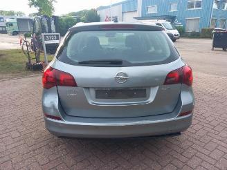 Opel Astra Astra J Sports Tourer (PD8/PE8/PF8), Combi, 2010 / 2015 1.7 CDTi 16V picture 6