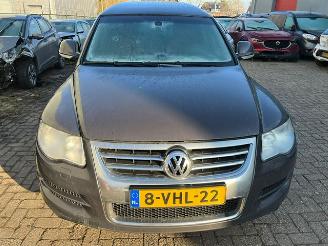 Volkswagen Touareg 3.0 TDI  V6   Automaat picture 2