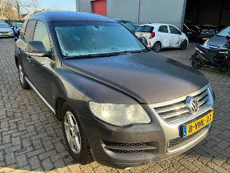 Volkswagen Touareg 3.0 TDI  V6   Automaat picture 3