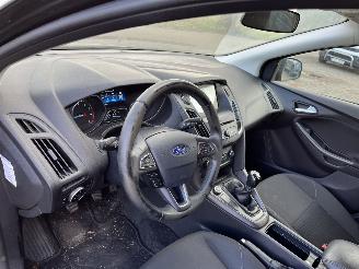 Ford Focus Stationcar  1.0 Lease Edition picture 13