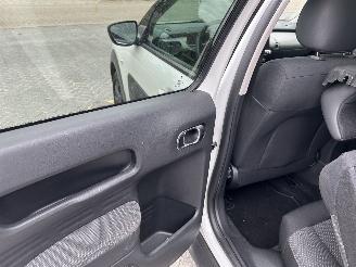 Citroën C4 cactus 1.2 Pure Tech Shine picture 9