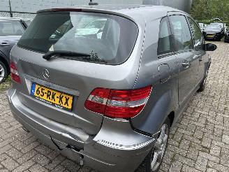 Mercedes B-klasse 170 picture 4