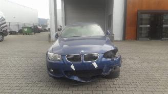 BMW 3-serie 2011 BMW 330D M sport picture 2