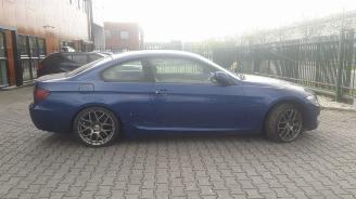 BMW 3-serie 2011 BMW 330D M sport picture 3