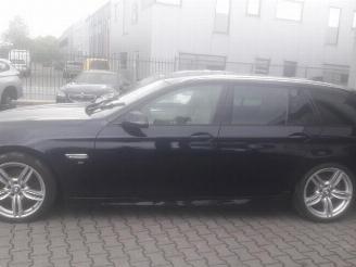 BMW 5-serie 2016 BMW 520D M-pakket picture 2