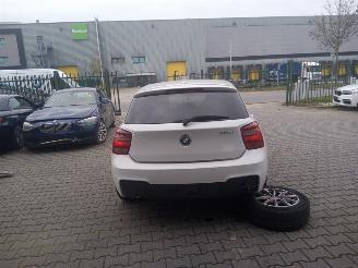 BMW 1-serie 2014 BMW 116d picture 4