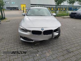 BMW 3-serie 3 serie Touring (F31), Combi, 2012 / 2019 320d xDrive 2.0 16V picture 3