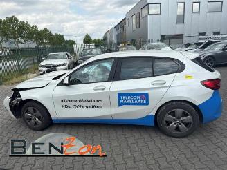 disassembly passenger cars BMW 1-serie 1 serie (F40), Hatchback, 2019 116d 1.5 12V TwinPower 2021/11