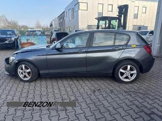 Coche siniestrado BMW 1-serie 1 serie (F20), Hatchback 5-drs, 2011 / 2019 116d 1.6 16V Efficient Dynamics 2013/5