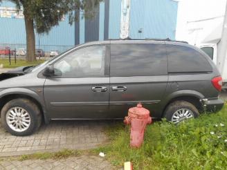 Chrysler Voyager 2,8 crdi automaat picture 2