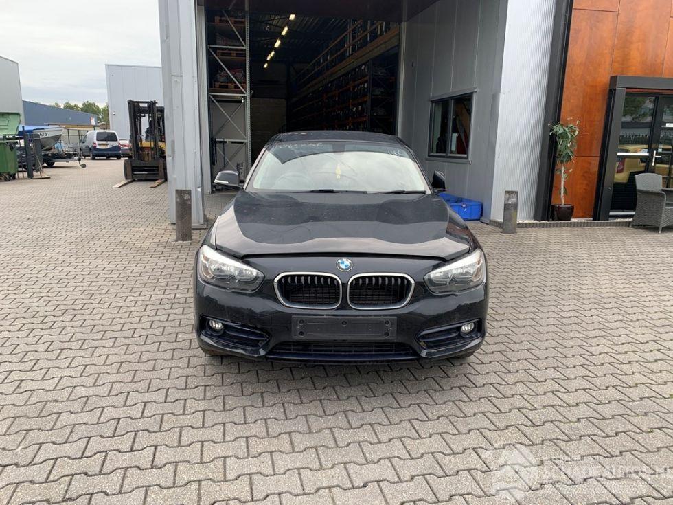 BMW 1-serie 2017 BMW 118I