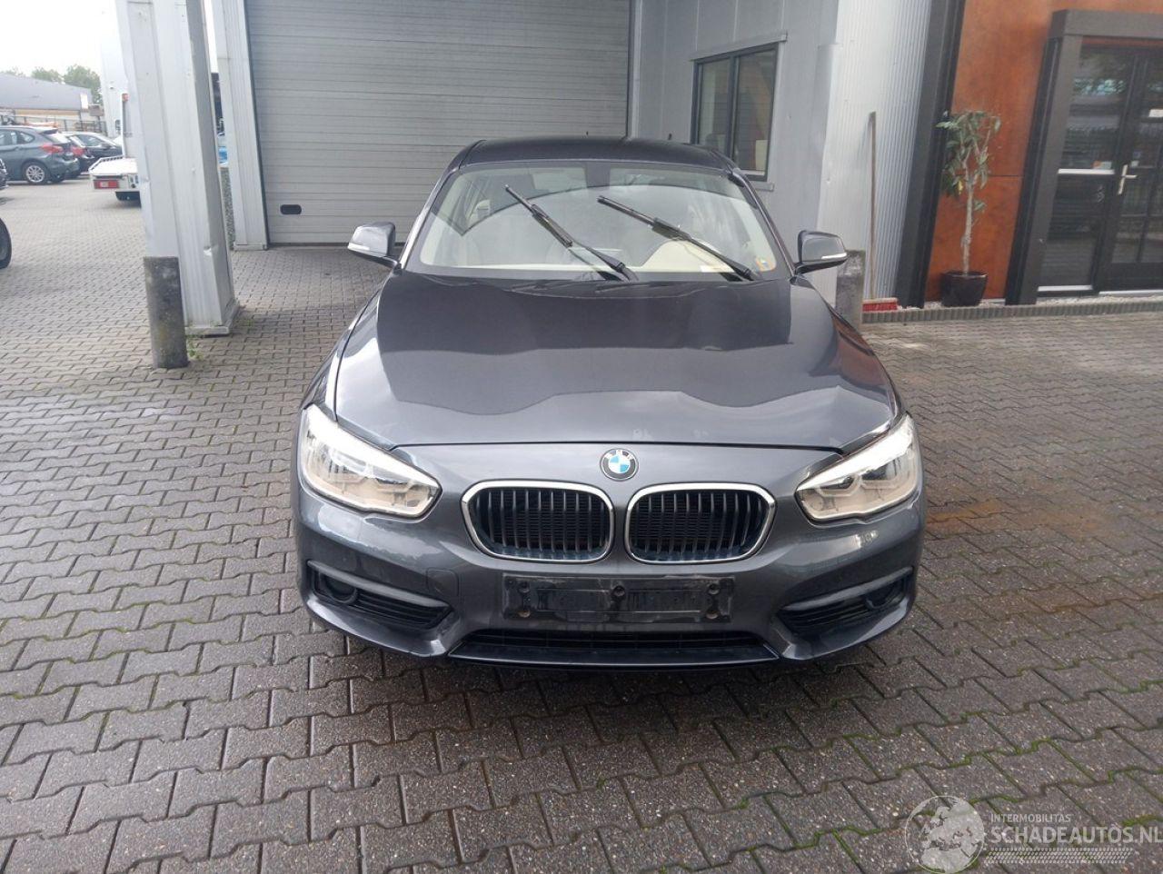 BMW 1-serie 2018 BMW 118i