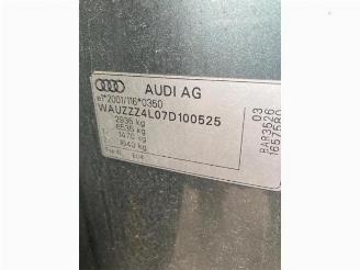 Audi Q7  picture 18