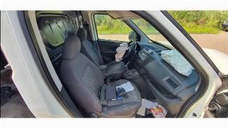 Opel Combo  picture 11