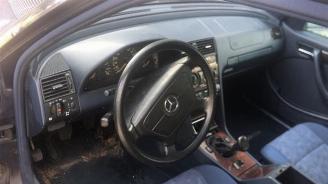 Mercedes C-klasse  picture 9