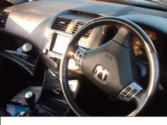Honda Accord 2.2 ctdi picture 2