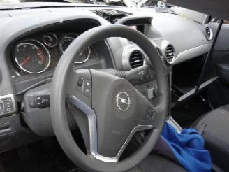 Opel Antara  picture 3