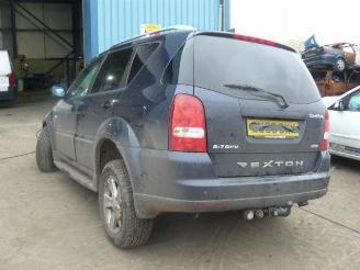 Ssang yong Rexton 270 picture 3