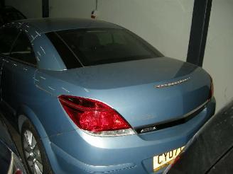 Opel Astra cabrio picture 1