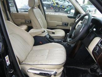 Land Rover Range Rover 3.0 td6 picture 3