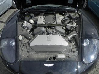 Aston Martin V12 vanquish picture 4