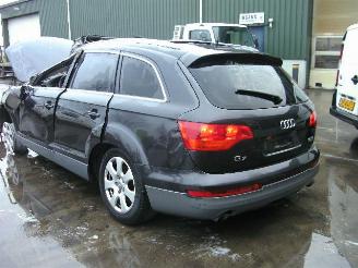 Audi Q7 3.0 tdi picture 8